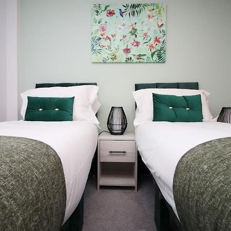 Hamilton Court 1Bedroom Apartment, Bright And Central Location With Balcony And Wi-Fi 布里斯托 外观 照片