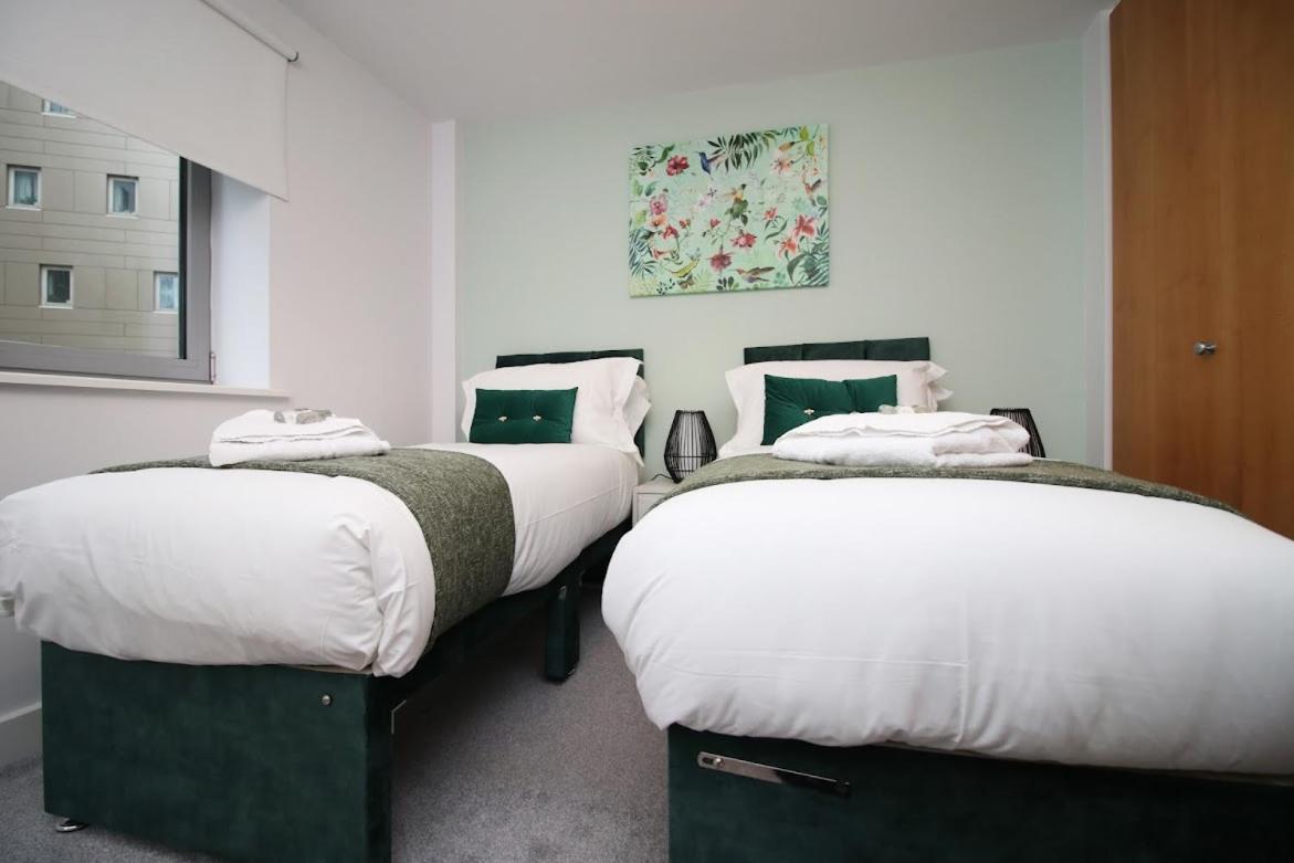 Bright 1Bedroom Apartment, Central Location With Balcony 布里斯托 外观 照片