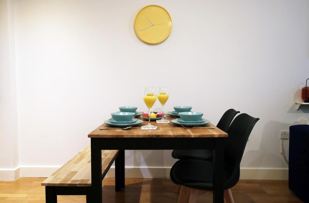Bright 1Bedroom Apartment, Central Location With Balcony 布里斯托 外观 照片