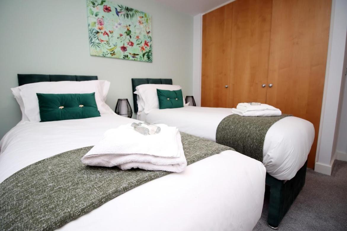 Bright 1Bedroom Apartment, Central Location With Balcony 布里斯托 外观 照片